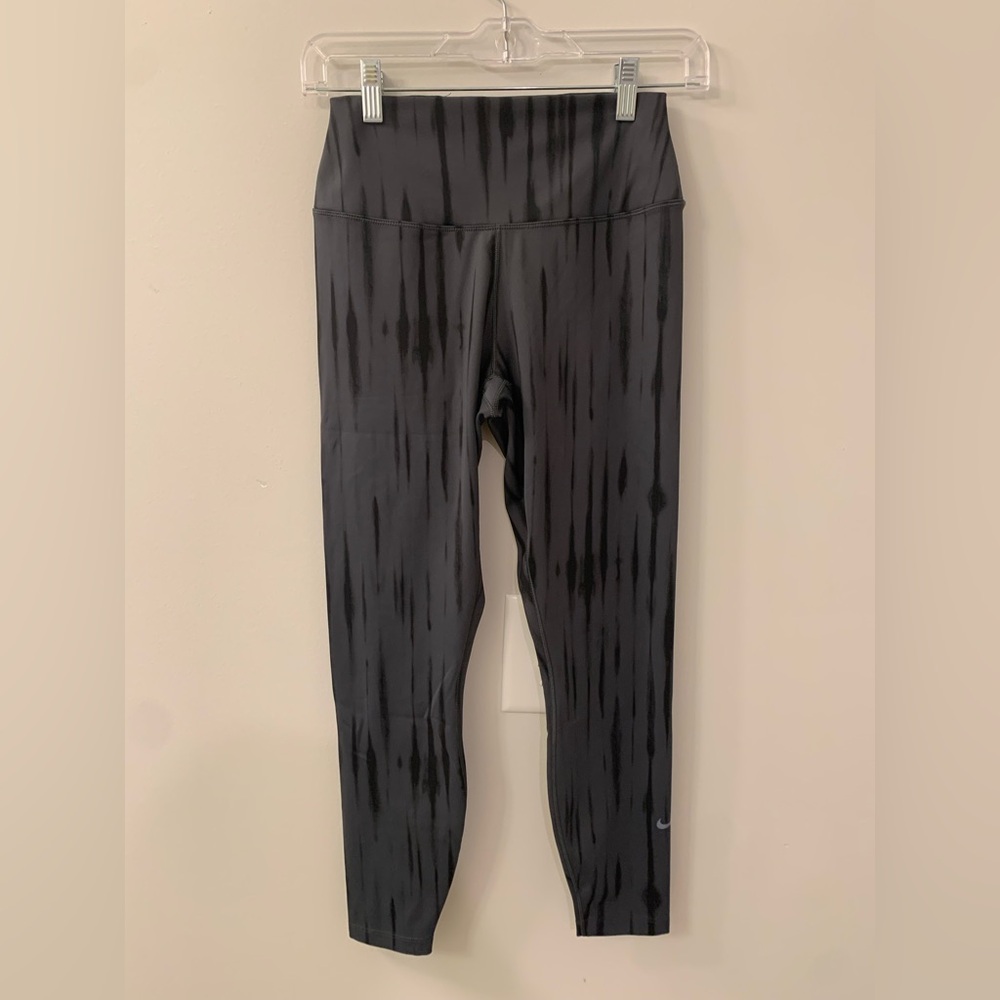 Nike leggings
